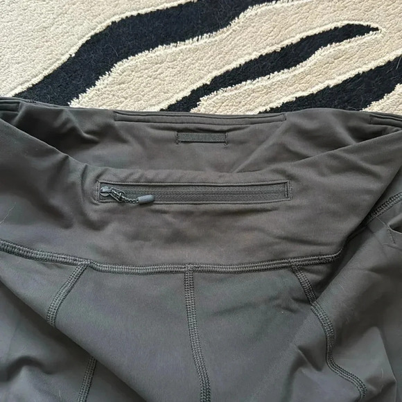 Lululemon Crop Leggings - Picture 4 of 5